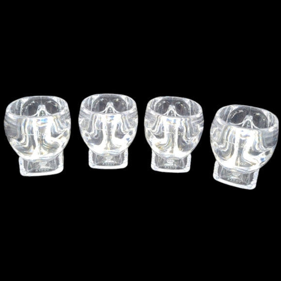 NEW 4"CRYSTAL HEAD" VODKA SKULL PLASTIC SHOT GLASSES - Picture 2 of 8
